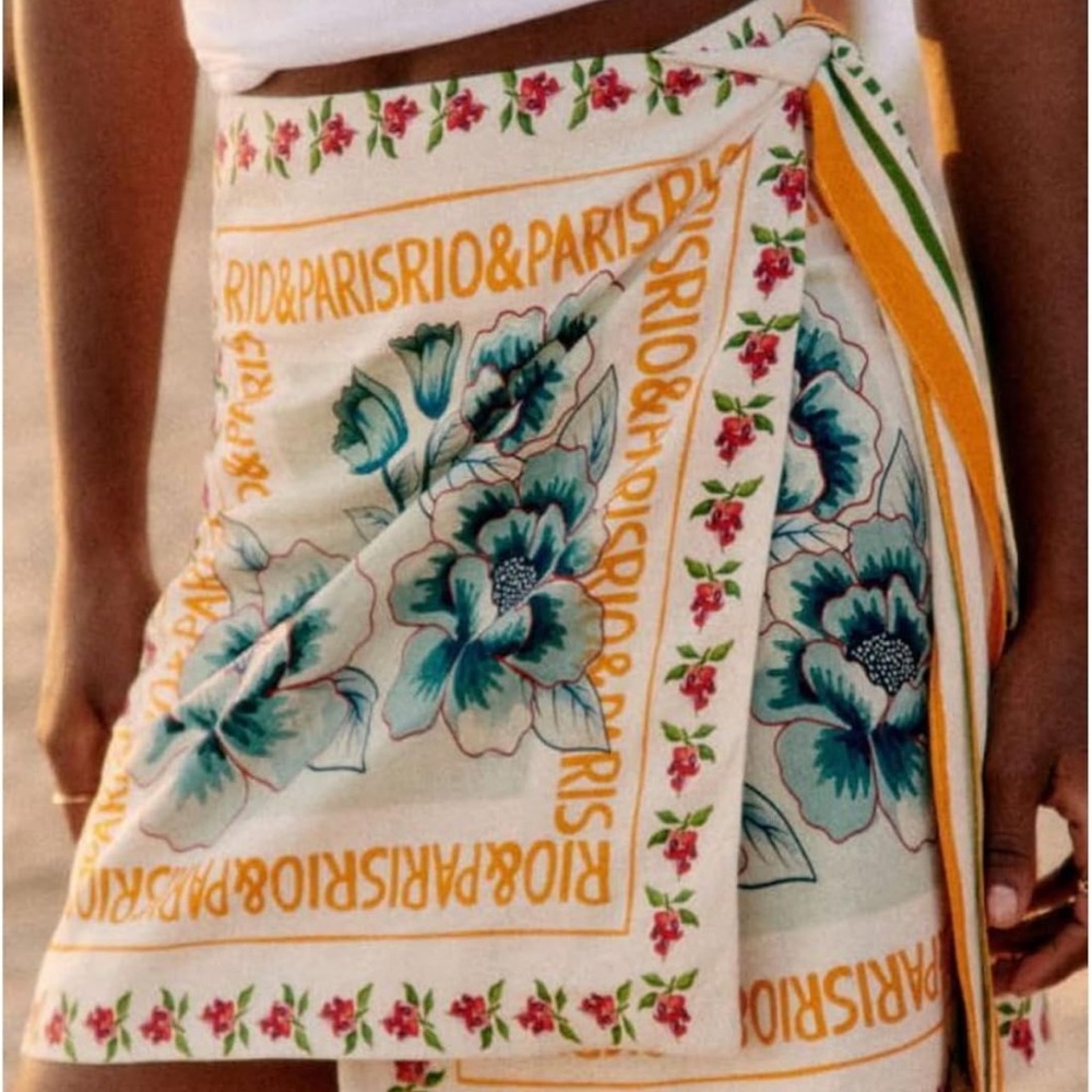 Chic Floral Sarong with Teal and Orange Accents